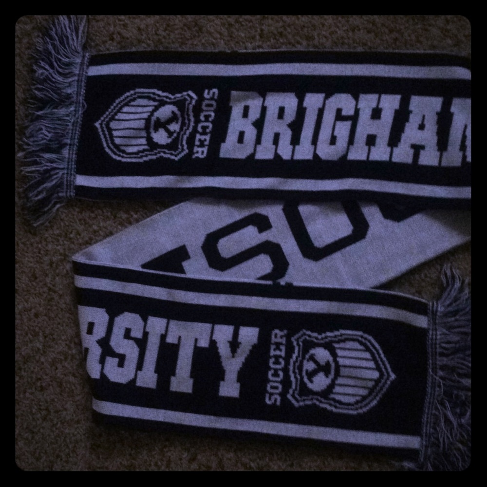 BYU soccer scarf